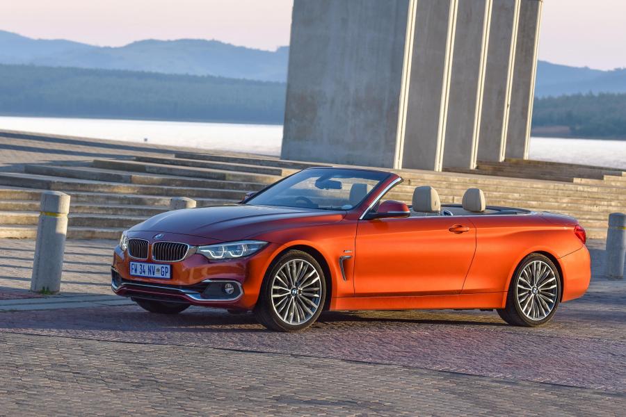  BMW 420i Convertible Luxury Line 2017 года  (ZA) (фото 8 из 30)